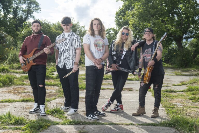 [Bad Actress Band Picture]