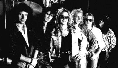 [Typhoon Band Picture]