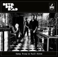 [Devil Dog Road  Album Cover]