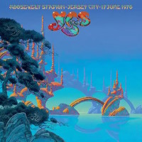 Yes Roosevelt Stadium - Jersey City - 17 June 1976 Album Cover